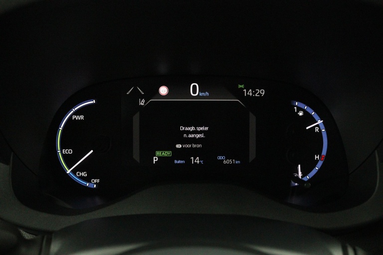 Toyota Yaris Cross - 1.5 Hybrid Adventure 4x4 6