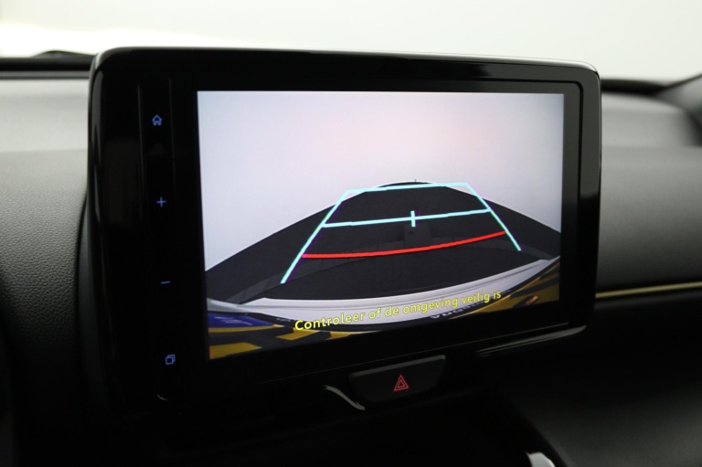 Toyota Yaris Cross - 1.5 Hybrid Adventure 4x4 9
