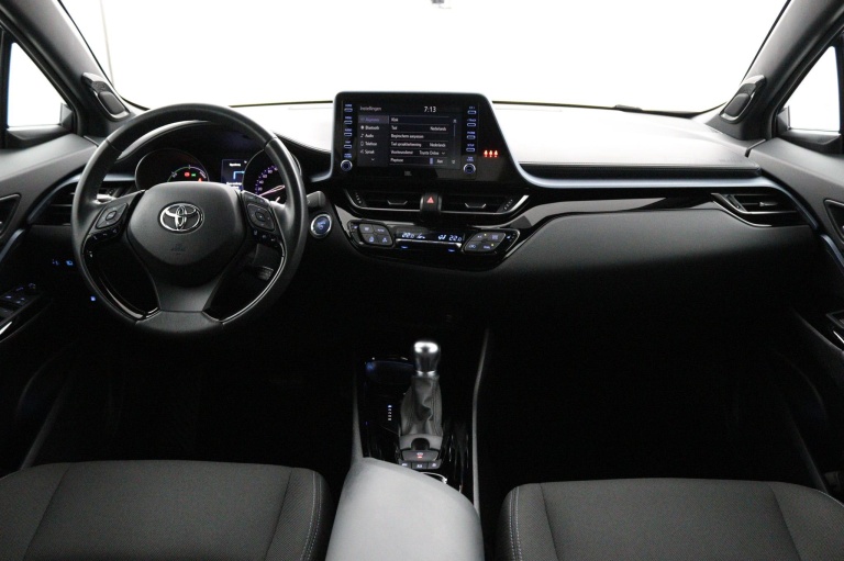Toyota C-HR - 1.8 Hybrid Style 4