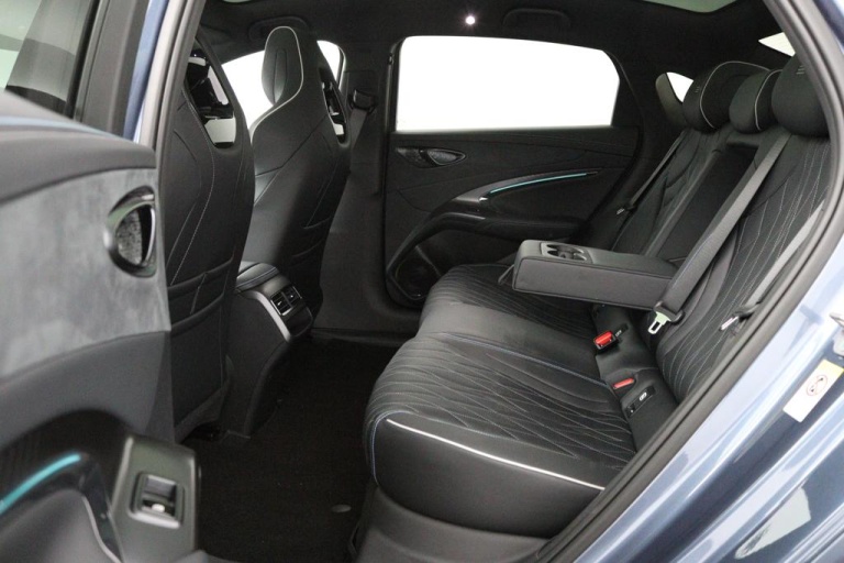 BYD SEAL - Design RWD 82.5 kWh 18