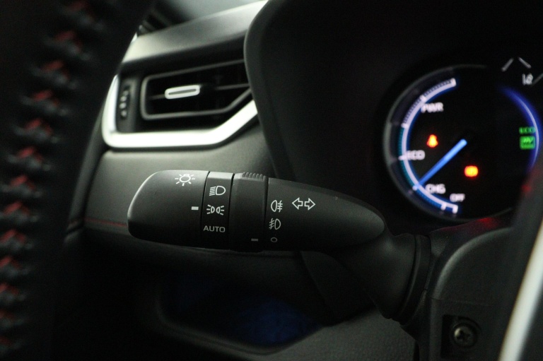 Toyota RAV4 - 2.5 Plug-in Hybrid AWD Dynamic 31