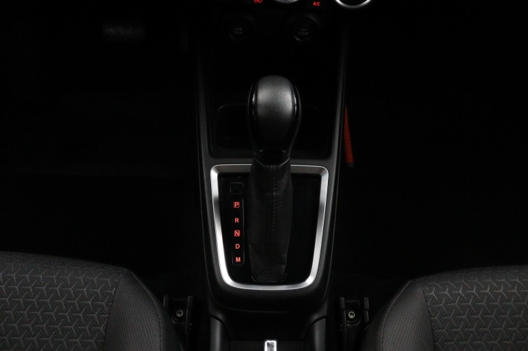 Suzuki Swift - 1.2 Style Smart Hybrid Automaat 24