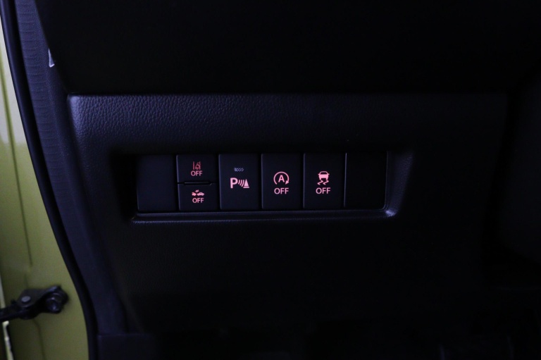 Suzuki Swift - 1.2 Style Smart Hybrid Automaat 34