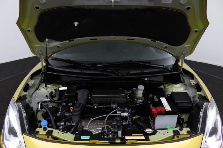 Suzuki Swift - 1.2 Style Smart Hybrid Automaat 36