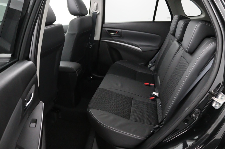 Suzuki S-Cross - 1.4 Boosterjet Style Smart Hybrid 14