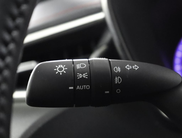 Toyota Corolla Touring Sports - 2.0 Hybrid Executive 30