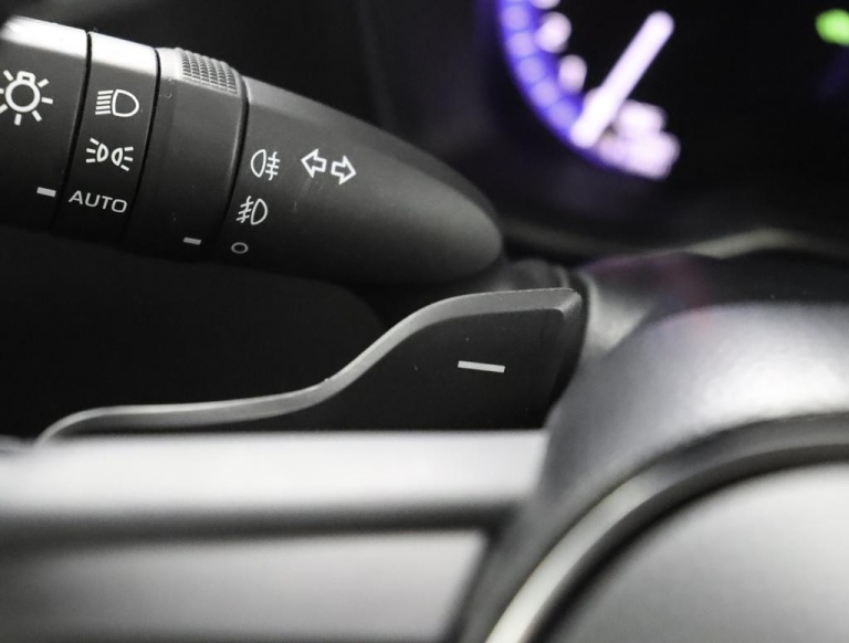 Toyota Corolla Touring Sports - 2.0 Hybrid Executive 55