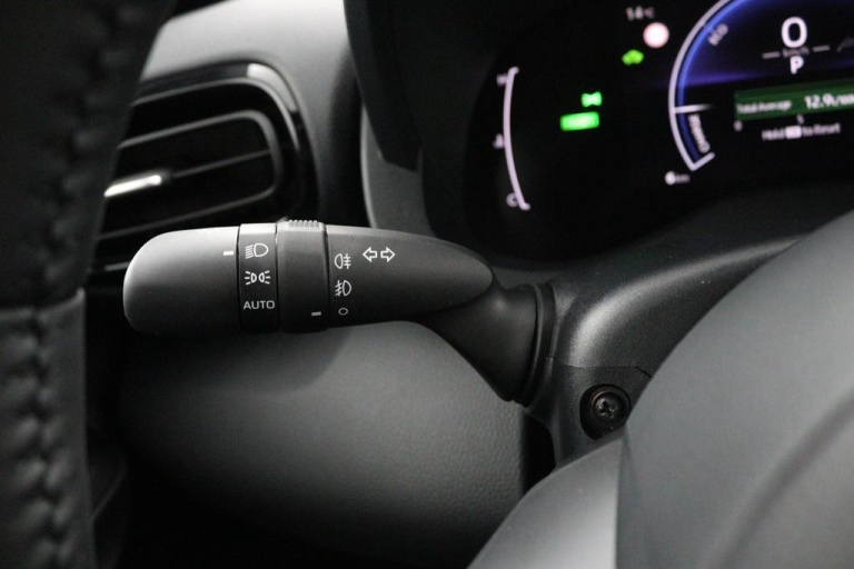 Toyota Yaris Cross - 1.5 Hybrid 115 First Edition 29