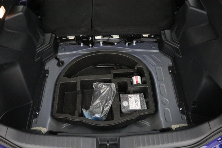 Toyota Yaris Cross - 1.5 Hybrid 115 First Edition 38