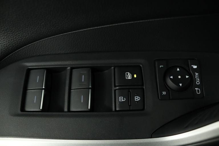 Toyota RAV4 - 2.5 Plug-in Hybrid AWD Bi-Tone Plus 26