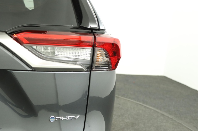 Toyota RAV4 - 2.5 Plug-in Hybrid AWD Bi-Tone Plus 37