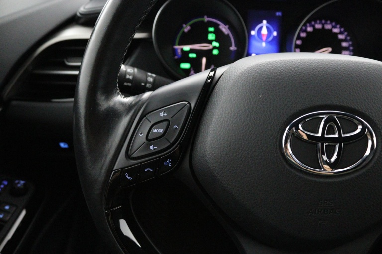 Toyota C-HR - 1.8 Hybrid Style 19