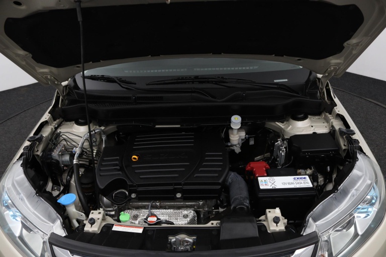 Suzuki Vitara - 1.6 High Executive 31