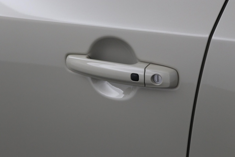 Suzuki Vitara - 1.6 High Executive 33