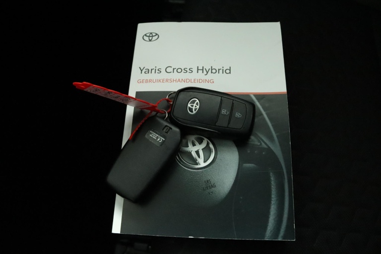 Toyota Yaris Cross - 1.5 Hybrid Explore 11