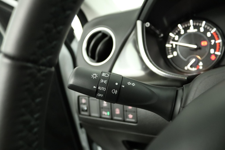 Suzuki Vitara - 1.4 Boosterjet Style Smart Hybrid 30