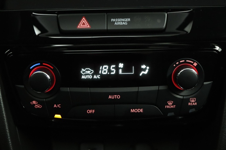 Suzuki Vitara - 1.4 Boosterjet Style Smart Hybrid 7
