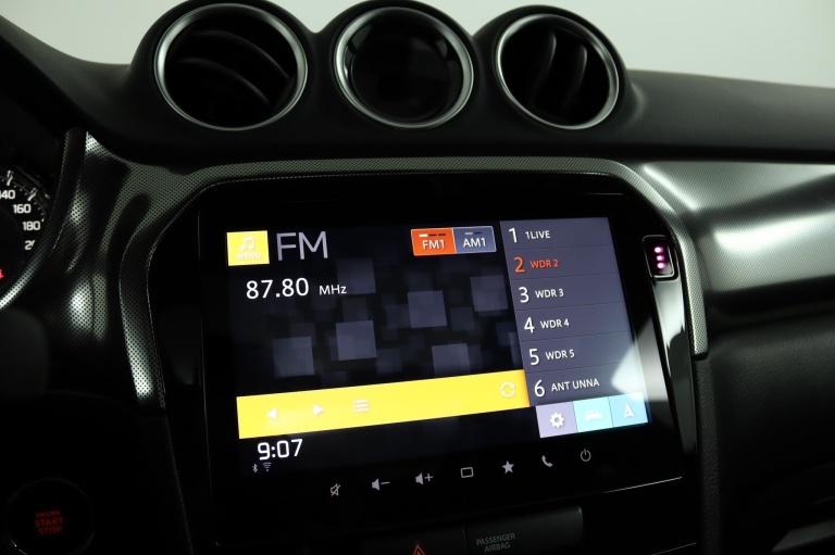 Suzuki Vitara - 1.4 Boosterjet Style Smart Hybrid 8