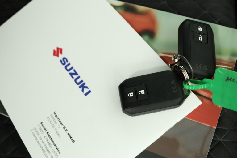 Suzuki Vitara - 1.4 Boosterjet Style Smart Hybrid 11
