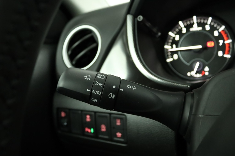 Suzuki Vitara - 1.4 Boosterjet Style Smart Hybrid 30