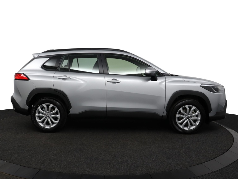 Toyota Corolla Cross - Hybrid 140 Active 11