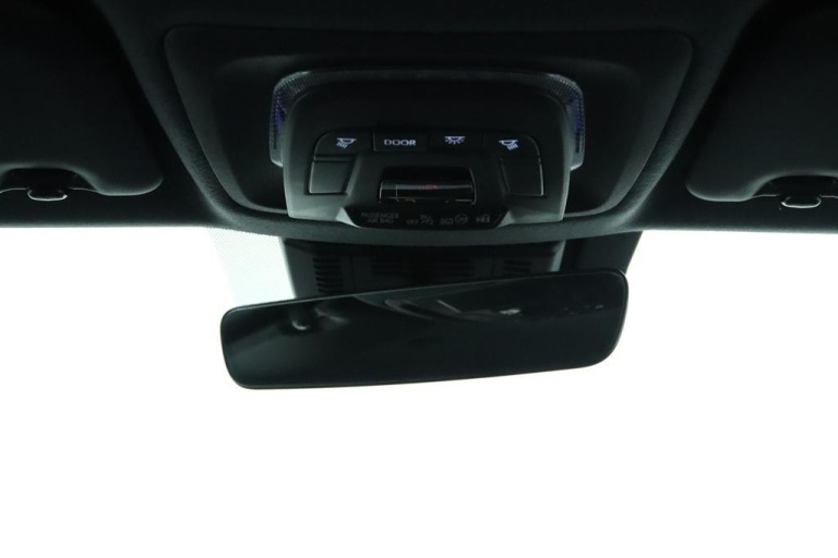 Toyota C-HR - 1.8 Hybrid 140 Dynamic 31