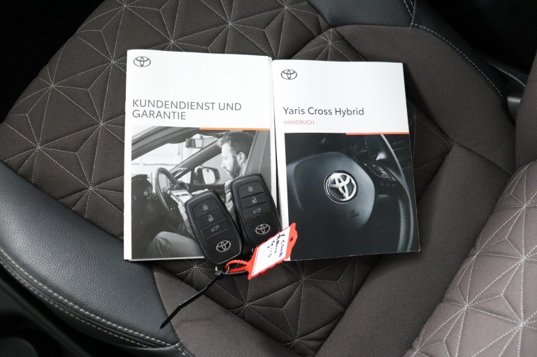 Toyota Yaris Cross - 1.5 Hybrid Executive 11