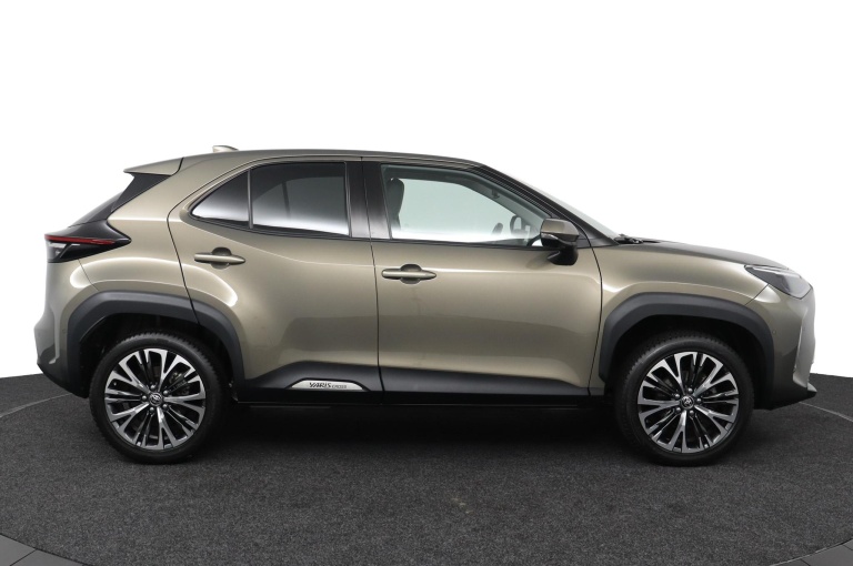Toyota Yaris Cross - 1.5 Hybrid Executive 13