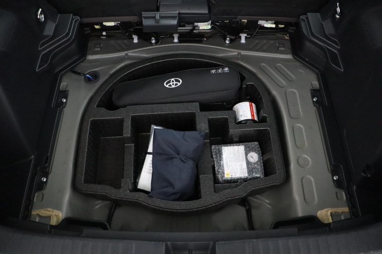 Toyota Yaris Cross - 1.5 Hybrid Executive 34