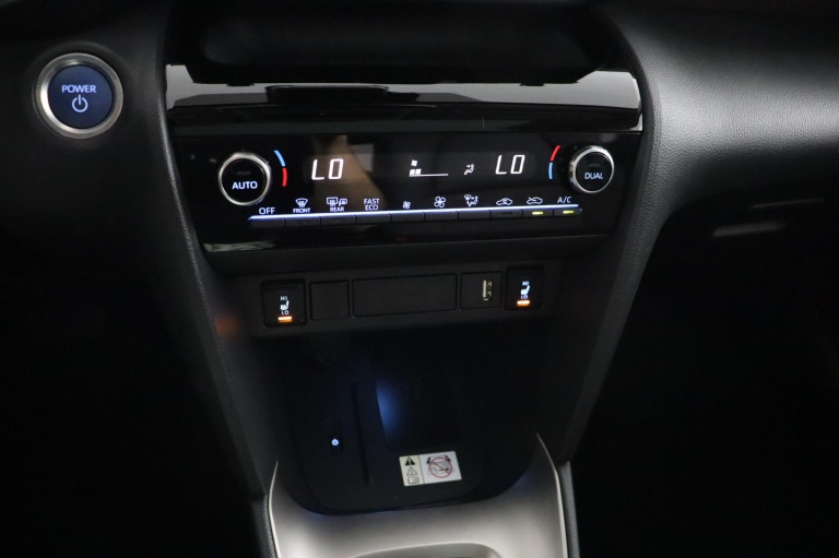 Toyota Yaris Cross - 1.5 Hybrid Executive 7