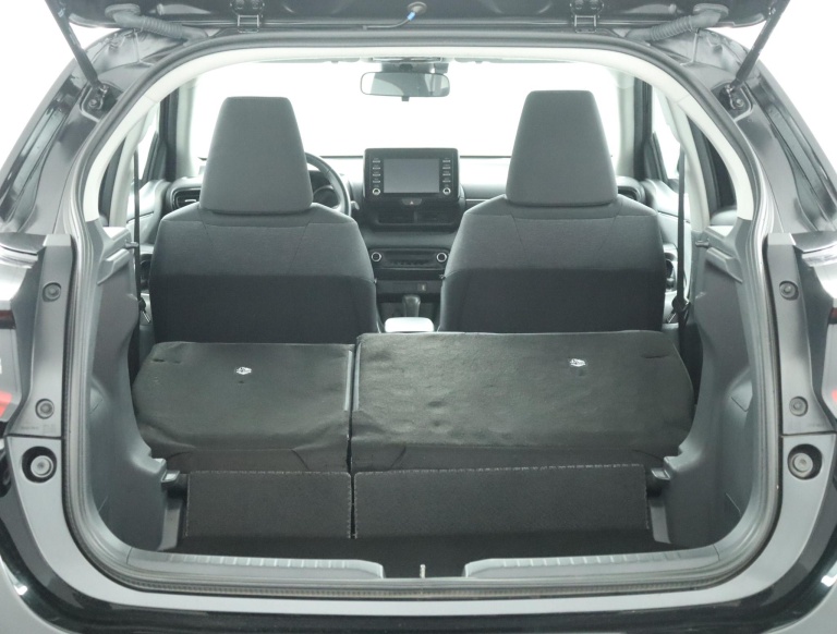 Toyota Yaris - 1.5 Hybrid TeamNL 27