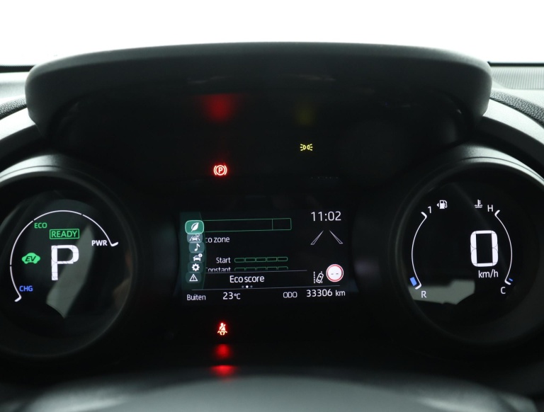 Toyota Yaris - 1.5 Hybrid TeamNL 6