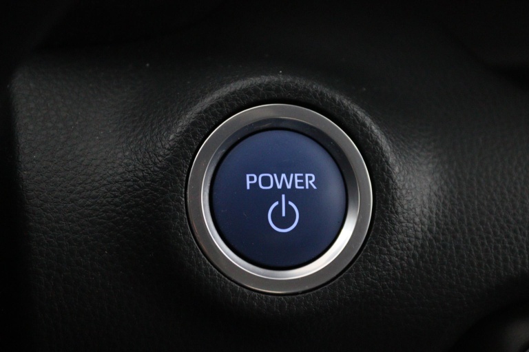 Toyota Yaris - 1.5 Hybrid Dynamic 19