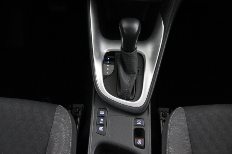 Toyota Yaris - 1.5 Hybrid Dynamic 23