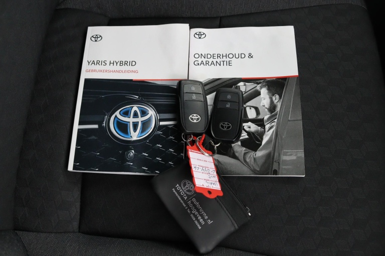 Toyota Yaris - 1.5 Hybrid Dynamic 25