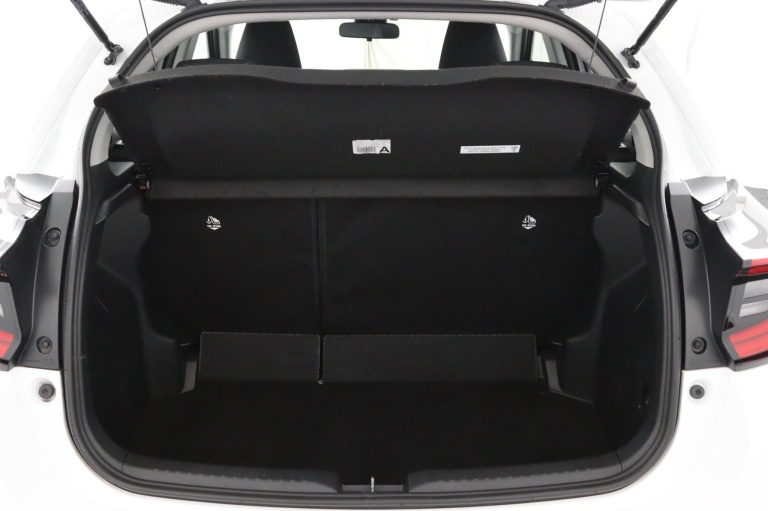 Toyota Yaris - 1.5 Hybrid Dynamic 27