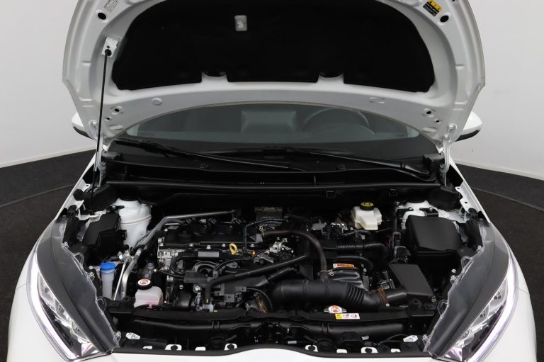 Toyota Yaris - 1.5 Hybrid Dynamic 34