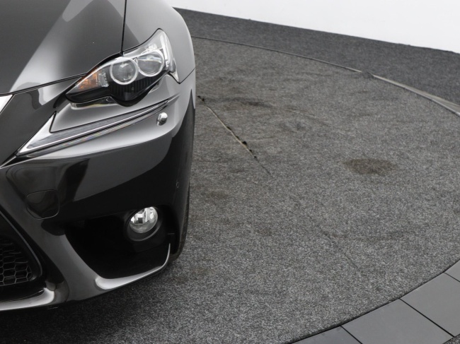 Lexus IS - 300h 25th Edition