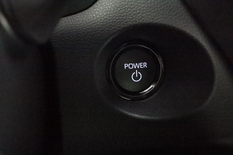 Toyota Corolla Cross - Hybrid 200 Executive 48