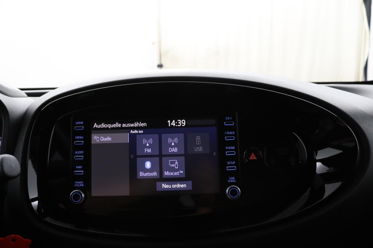 Toyota Aygo X - 1.0 VVT-i MT Pulse 13