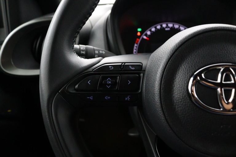 Toyota Aygo X - 1.0 VVT-i MT Pulse 18