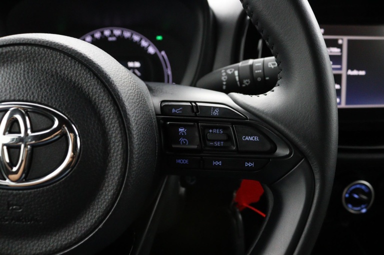 Toyota Aygo X - 1.0 VVT-i MT Pulse 19