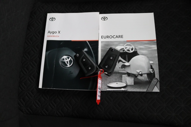 Toyota Aygo X - 1.0 VVT-i MT Pulse 25