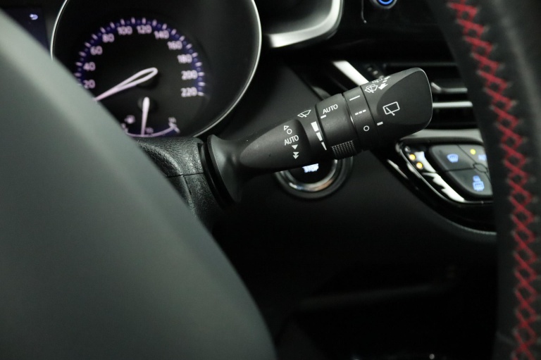 Toyota C-HR - 2.0 Hybrid GR-Sport 33