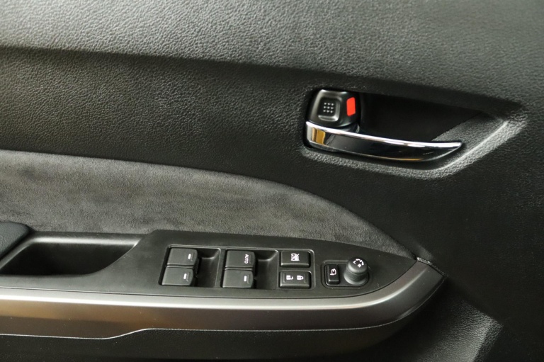 Suzuki Vitara - 1.4 Boosterjet Style Smart Hybrid 29