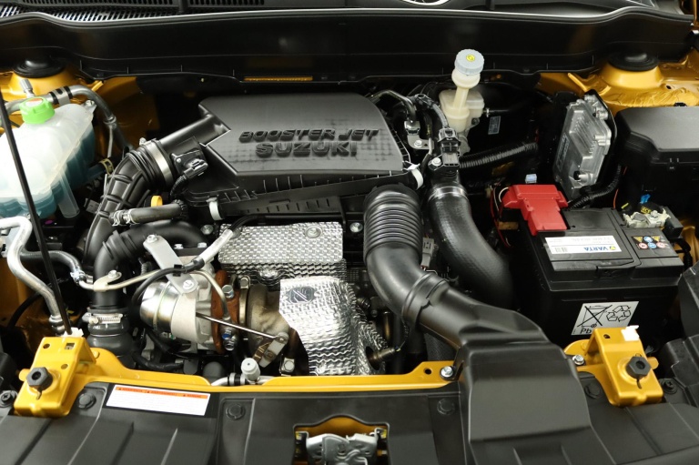 Suzuki Vitara - 1.4 Boosterjet Style Smart Hybrid 34