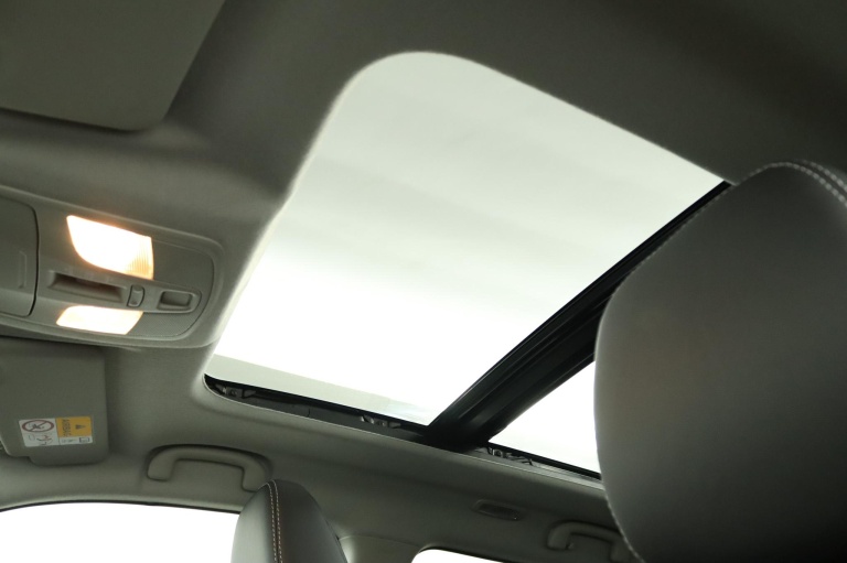 Suzuki Vitara - 1.4 Boosterjet Style Smart Hybrid 44
