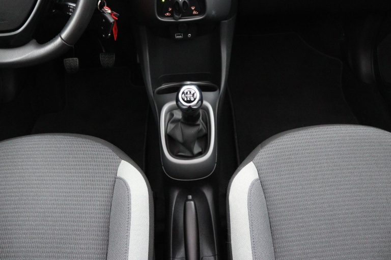 Toyota Aygo - 1.0 VVT-i x-play cabrio 28