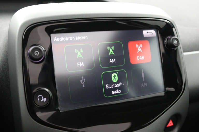 Toyota Aygo - 1.0 VVT-i x-play cabrio 8