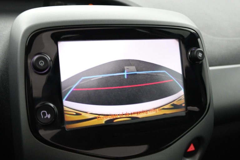 Toyota Aygo - 1.0 VVT-i x-play cabrio 9